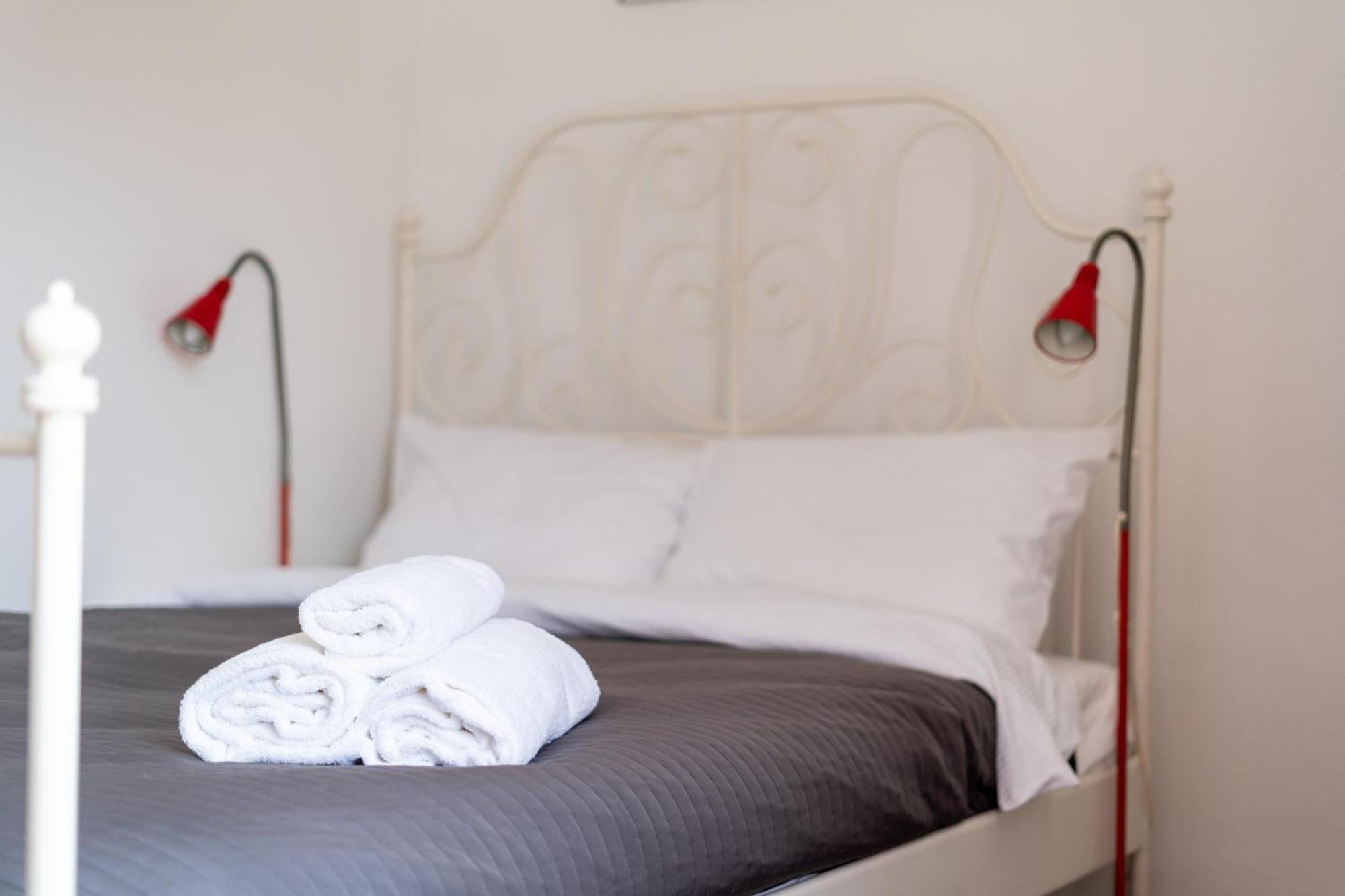 Old Town Spacious Apartment Краков Экстерьер фото